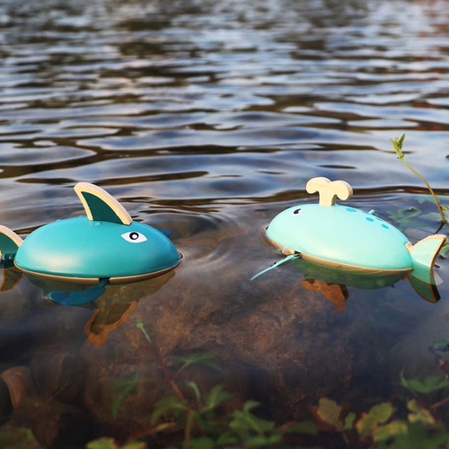 Wind-up Water Shark/Whale