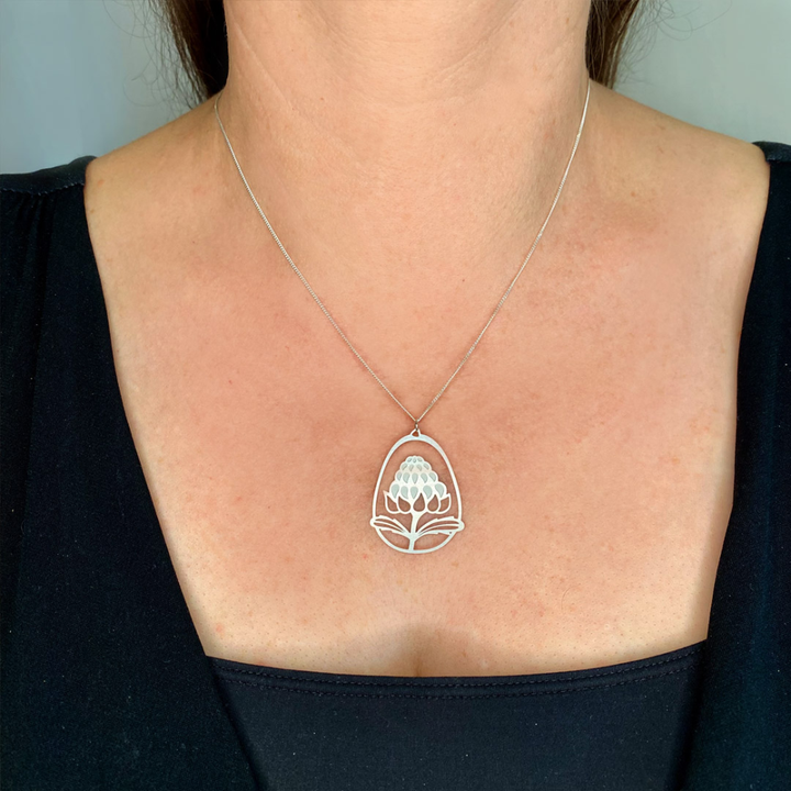 Waratah Pendant - Go Do Good