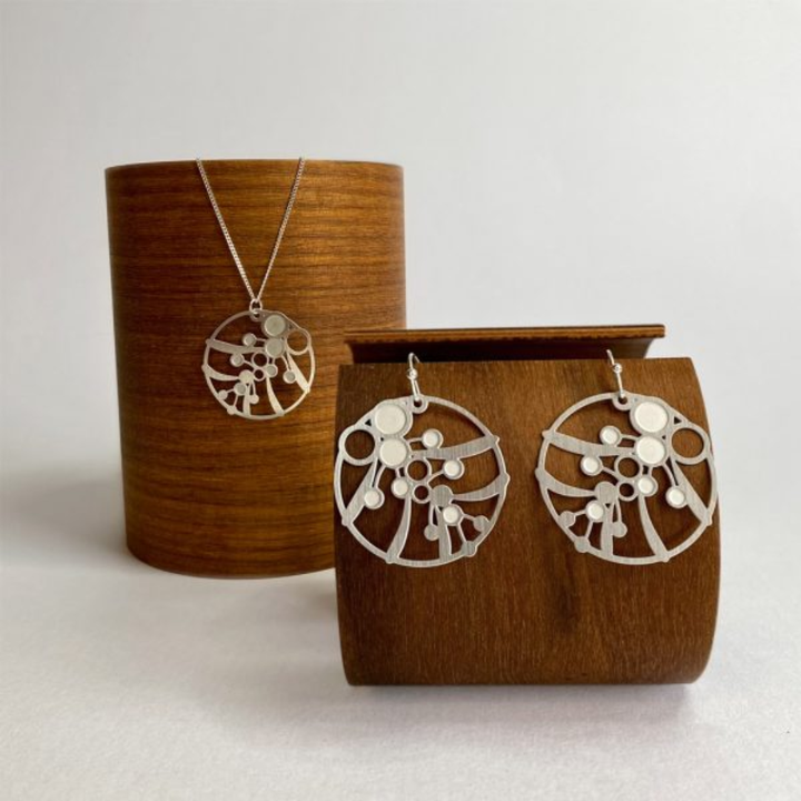 Wattle Pendant - Go Do Good